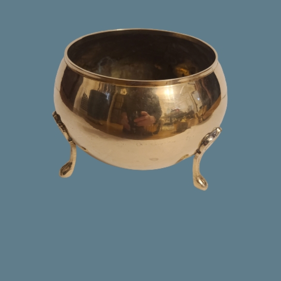 *Set of 3 Vintage Brass Planters - Picture 9 of 9